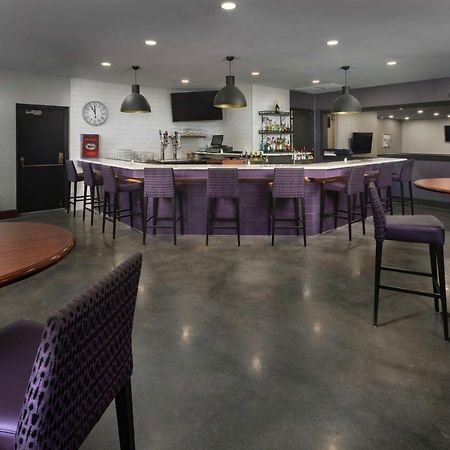 Doubletree By Hilton Manhattan, Ks Luaran gambar
