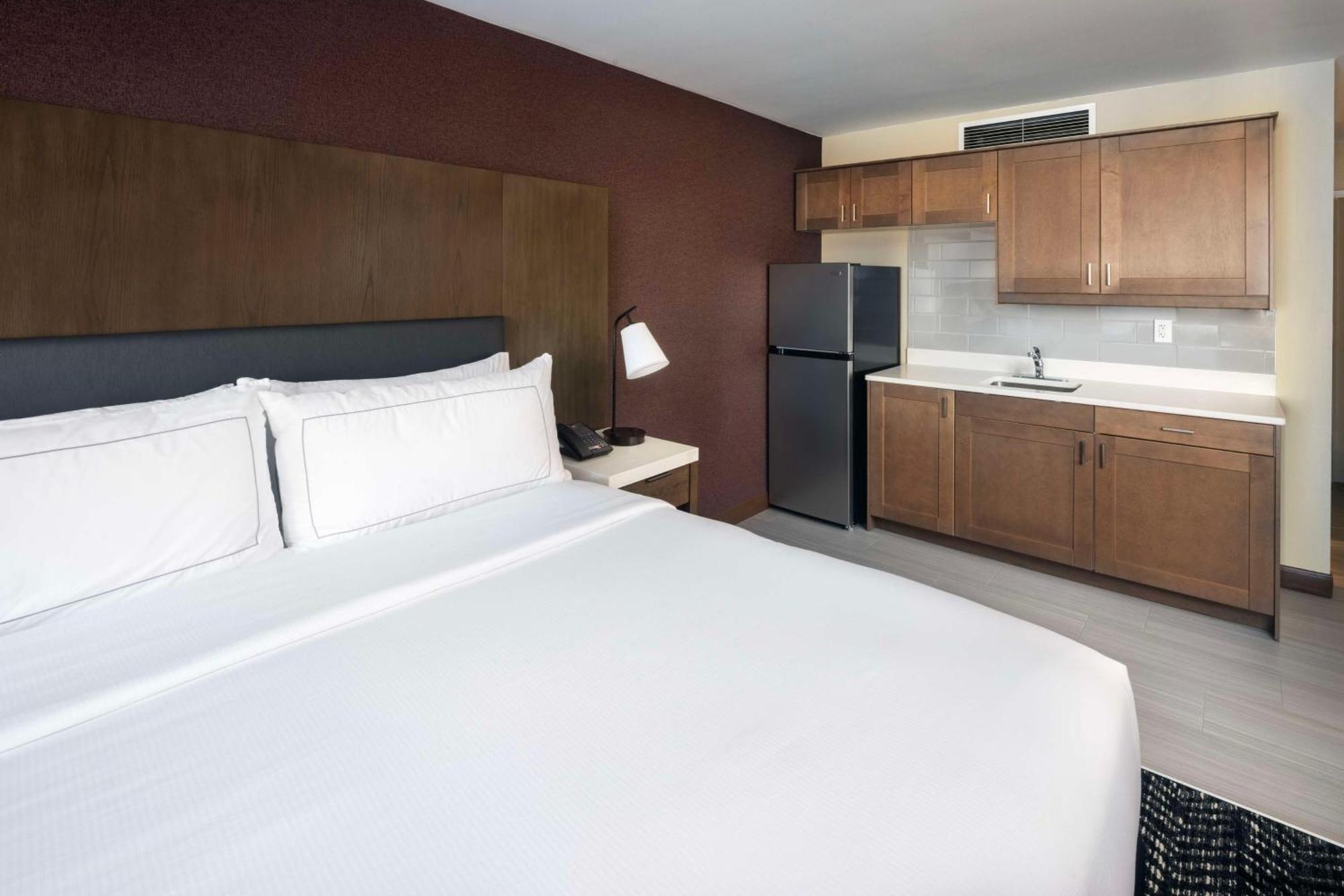 Doubletree By Hilton Manhattan, Ks Luaran gambar