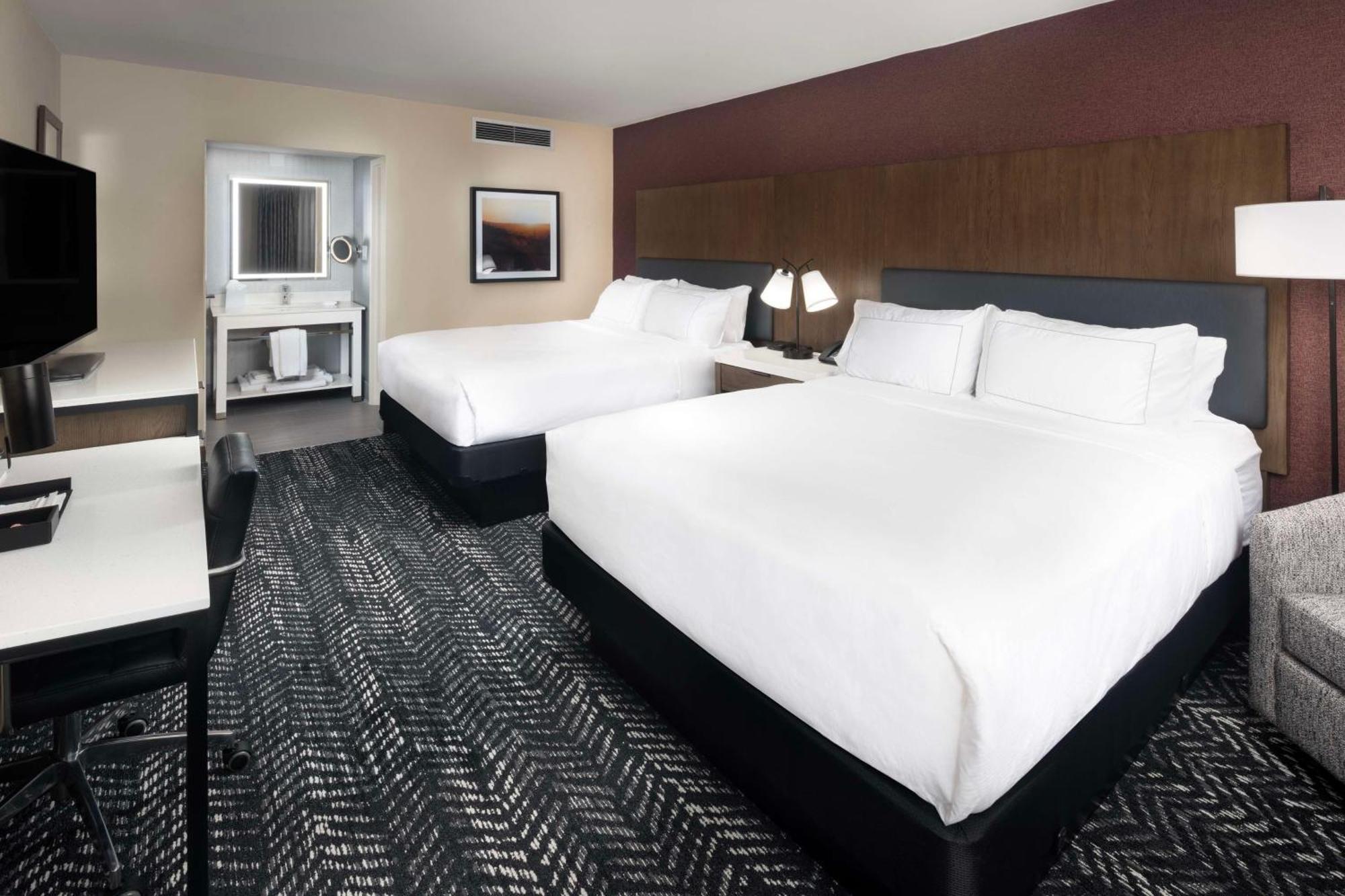 Doubletree By Hilton Manhattan, Ks Luaran gambar