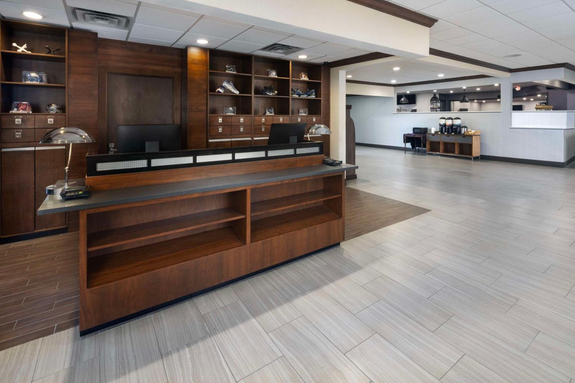 Doubletree By Hilton Manhattan, Ks Luaran gambar