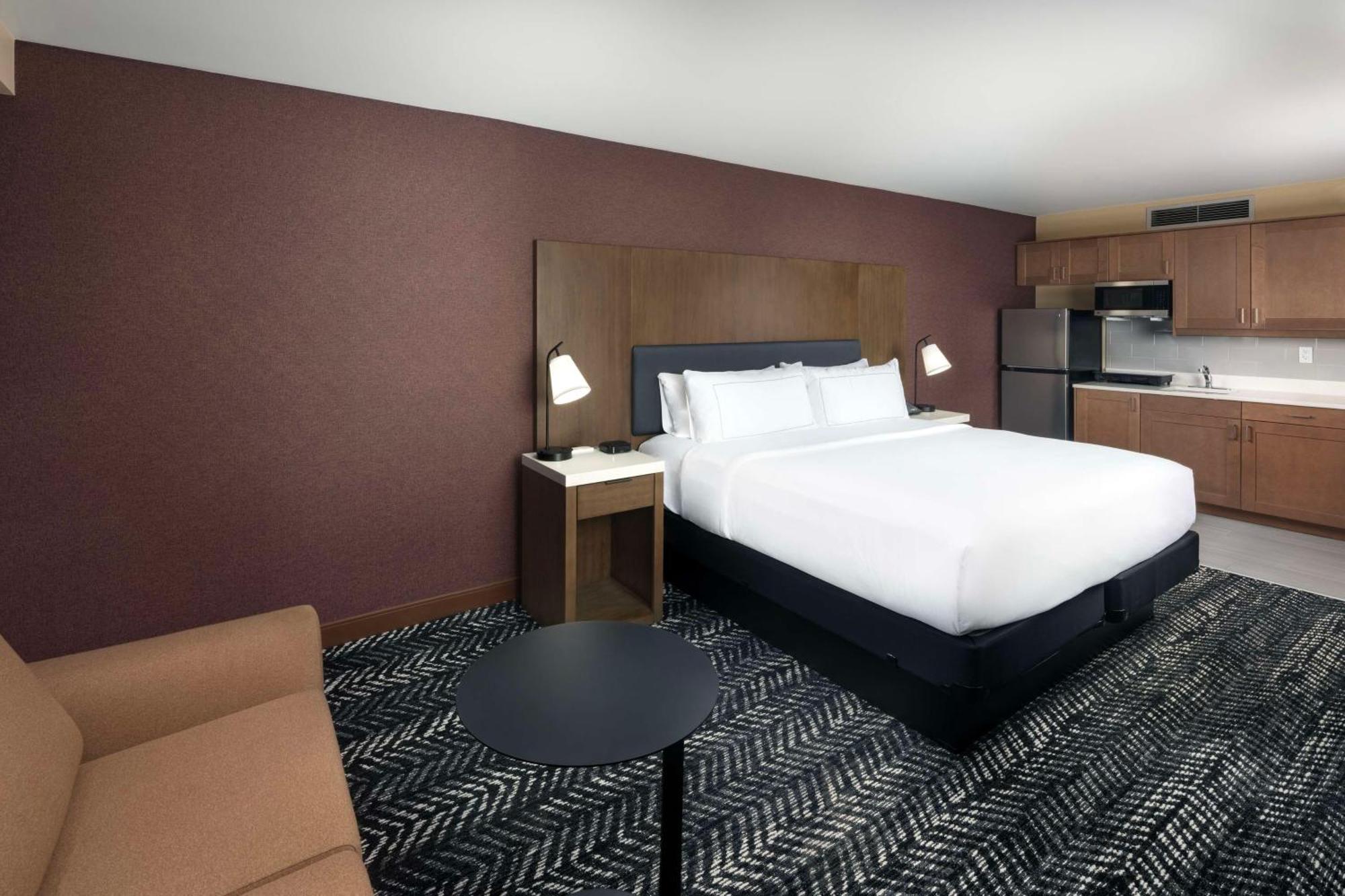 Doubletree By Hilton Manhattan, Ks Luaran gambar